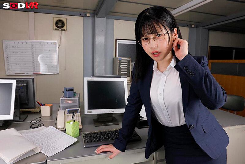 【13dsvr01913】堅物女上司の本性は、淫語絶叫する淫乱痴女 尊厳ゼロ・威厳ゼロのド下品性交｜優梨まいな｜サンプル画像4枚目