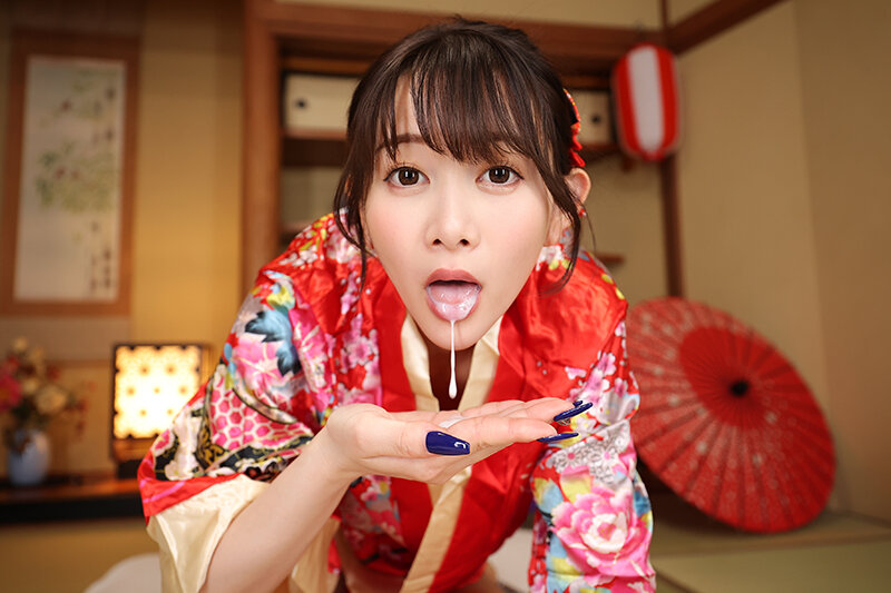 【kiwvr00822】静河｜フェラ＆騎乗位中出しがヌケる！乳首チラ見せコンパニオン｜サンプル画像7枚目