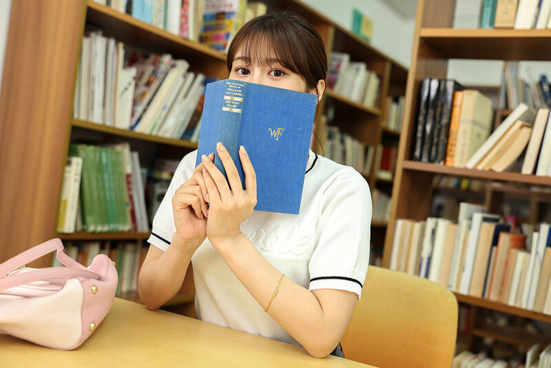 【savr00573】鳳みゆ｜美少女JDと正常位中出しがヌケる！大学一の高嶺の花｜サンプル画像3枚目