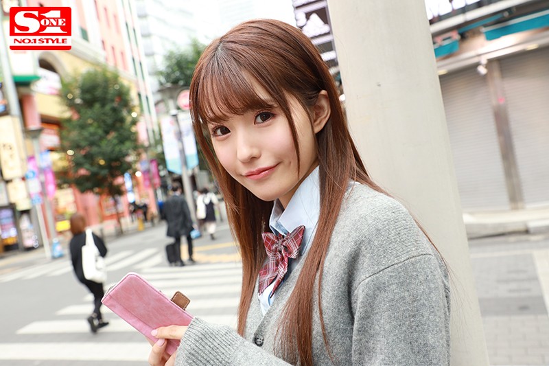 【sivr00127】乙白さやか｜制服美少女JKのパンチラ＆太ももがヌケる！｜サンプル画像2枚目