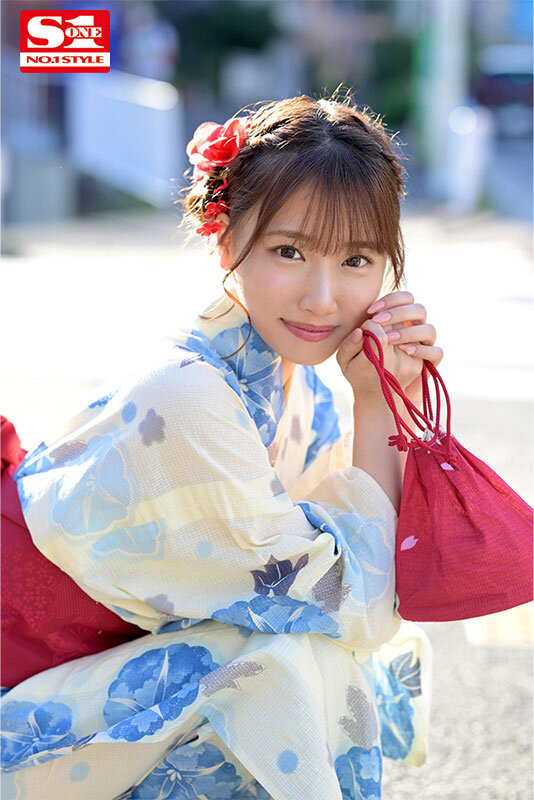 【sivr00328】安達夕莉｜巨乳美女のパイズリ＆正常位がヌケる！｜サンプル画像2枚目