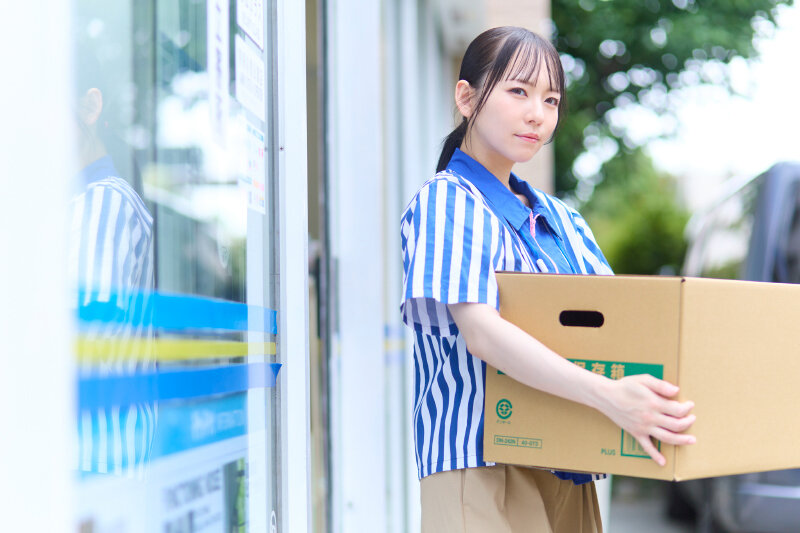 【urvrsp00510】西元めいさ｜痴女な美少女と正常位中出しがヌケる！バイト休憩中ヌキヌキｗ｜サンプル画像2枚目