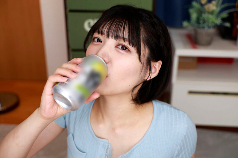 【vrkm01679】虹村ゆみ｜天井特化騎乗位中出しがヌケる！終電がなくなり一夜を...｜サンプル画像5枚目